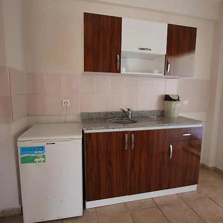 Lägenhetshotell Almila 2*