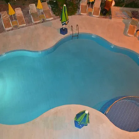 Almila Lägenhetshotell Side