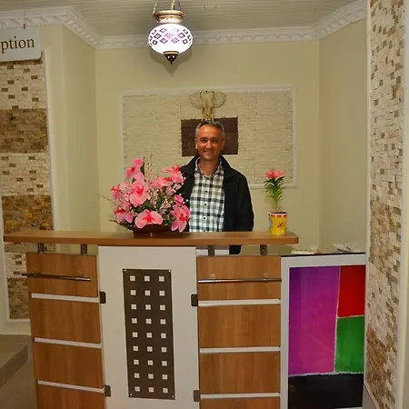 Almila Aparthotel 2*
