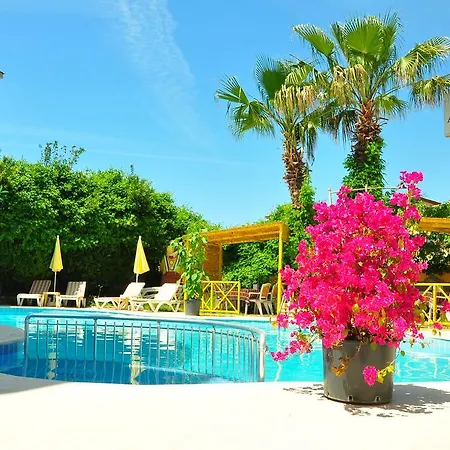 Almila Aparthotel
