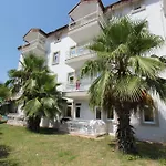 Almila Hotel de apartamente Side