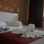 Almila Hotel de apartamente Side