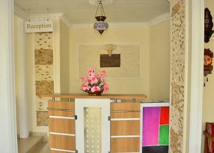 Apart Otel Almila Side