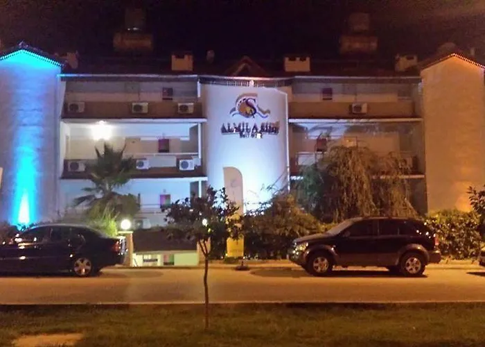 Apart Otel Almila Side