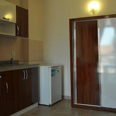 Apart-hotel Almila 2*